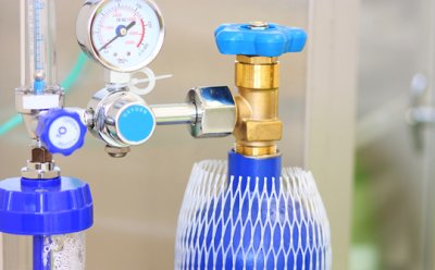 氧气瓶使用安全注意事项有哪些？